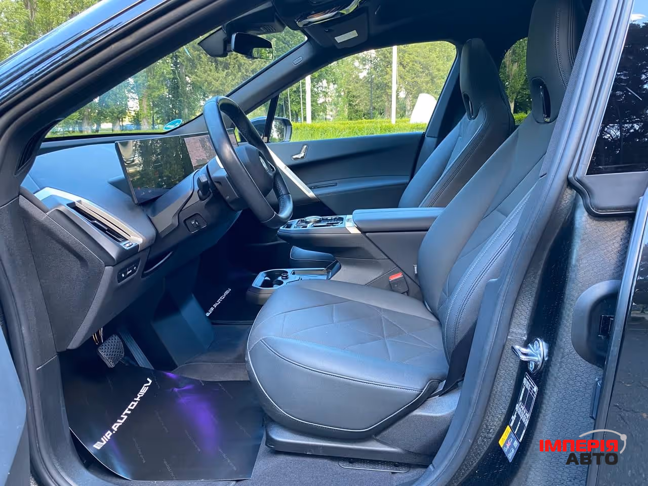 BMW iX - фото 17