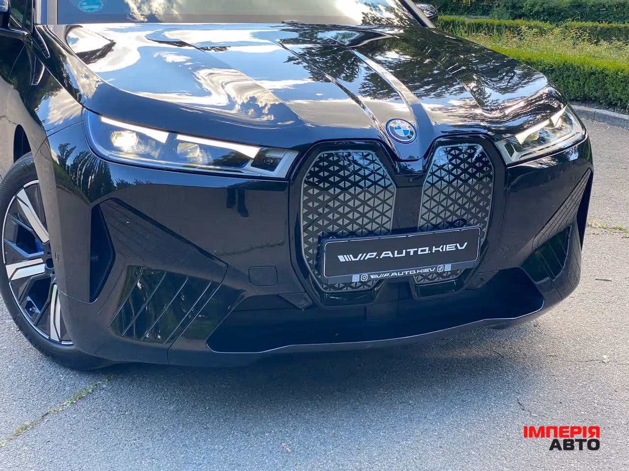 BMW iX - фото 8