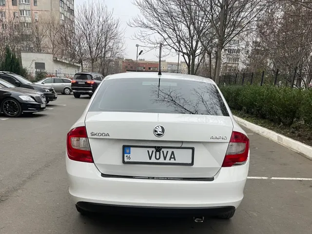 Skoda Rapid - фото 2