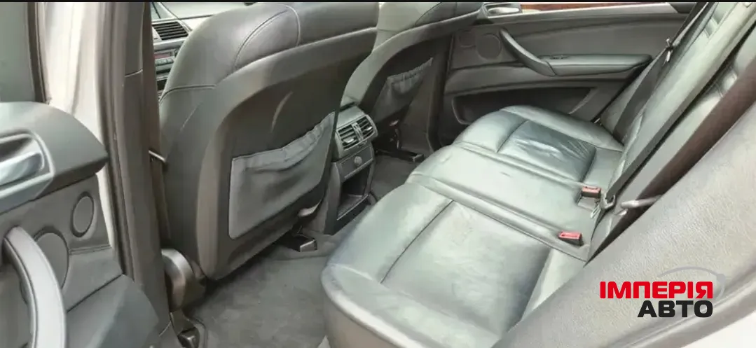 BMW X5 - фото 2