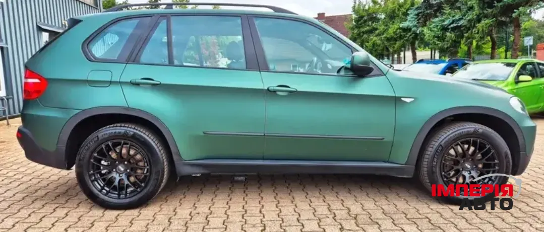 BMW X5 - фото 7