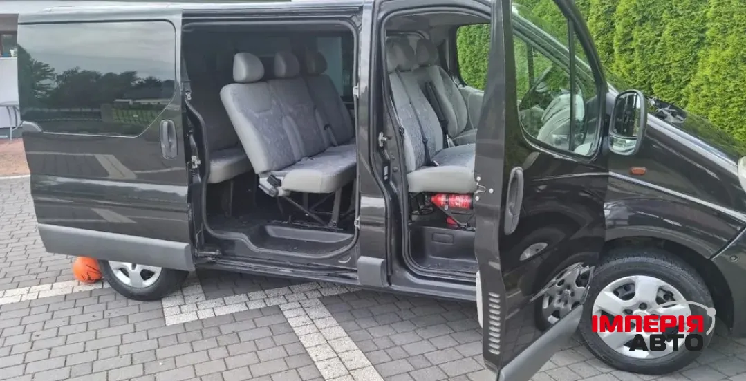 Opel Vivaro - фото 3