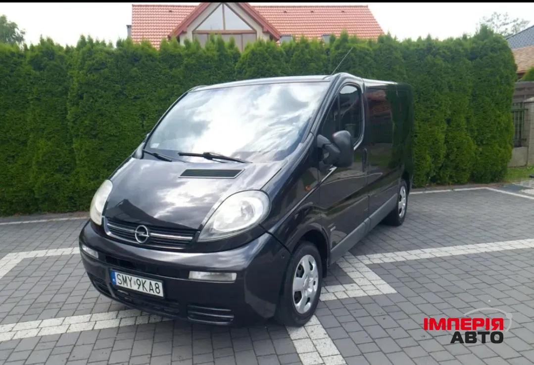 Opel Vivaro - фото 12