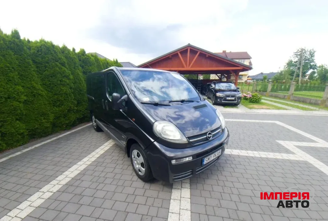 Opel Vivaro - фото 10