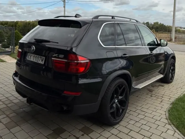 BMW X5 - фото 3