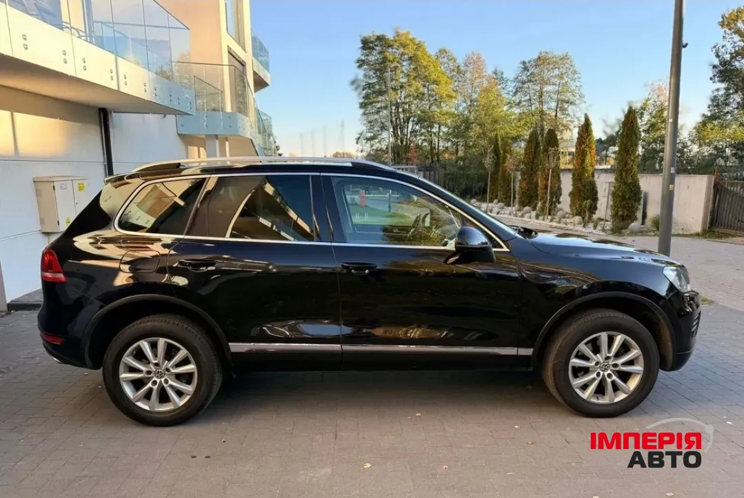 Volkswagen Touareg - фото 13