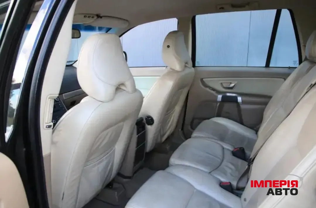 Volvo XC90 - фото 5