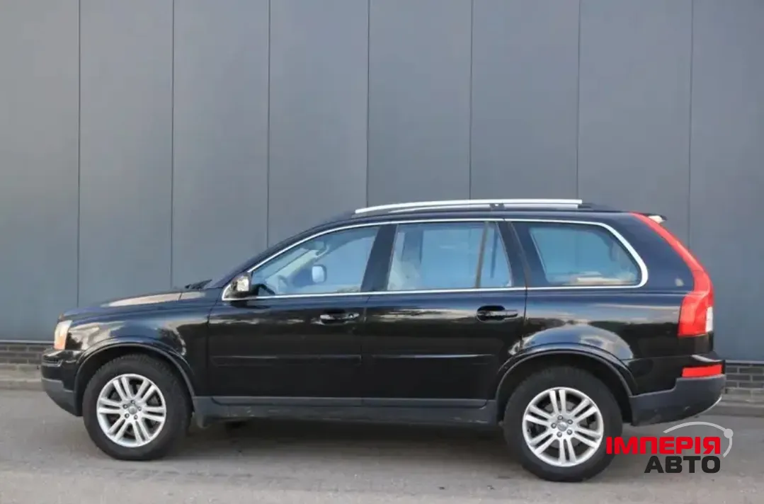 Volvo XC90 - фото 2