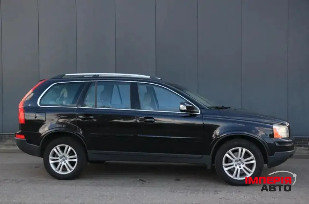 Volvo XC90 - фото 3