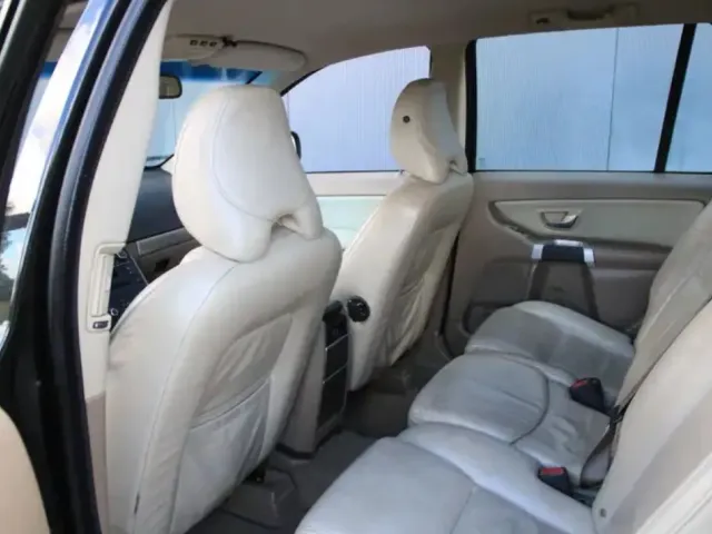 Volvo XC90 - фото 5