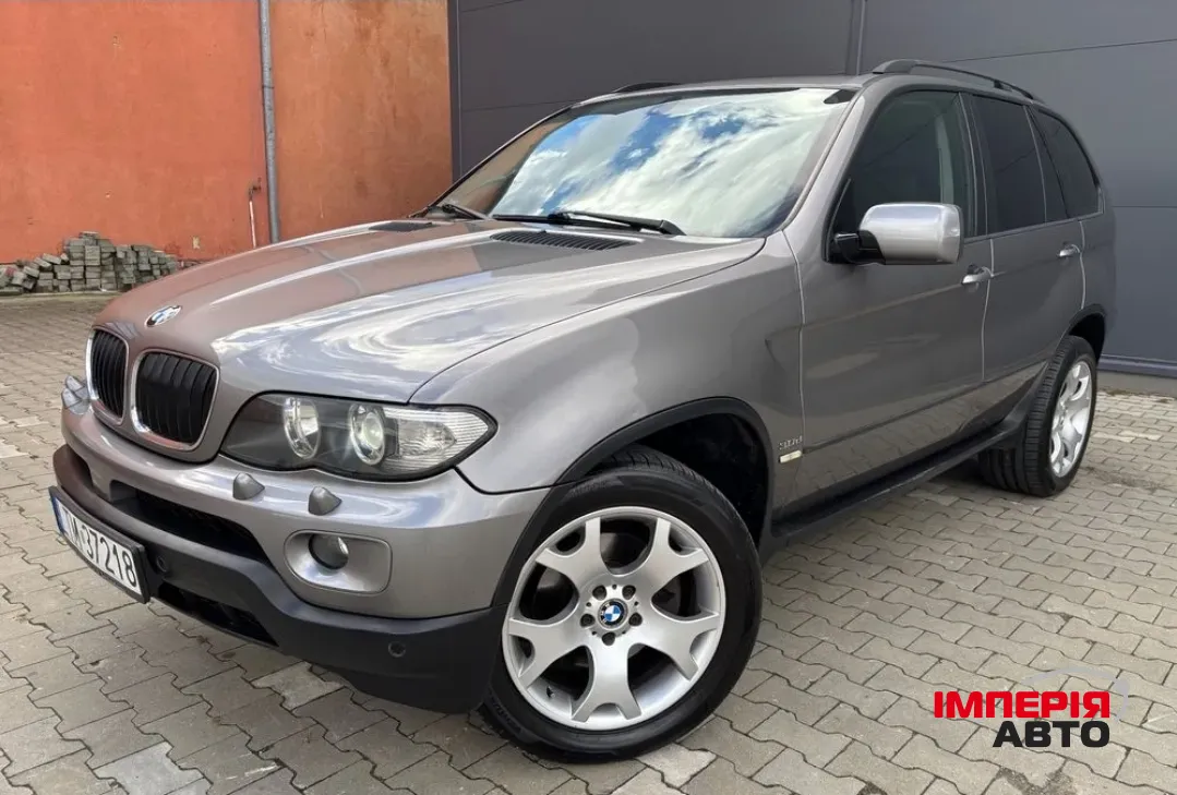 BMW X5 - фото 1