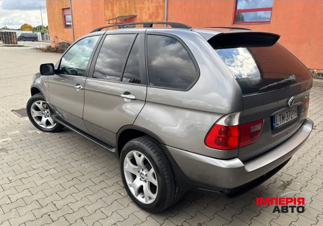 BMW X5 - фото 10