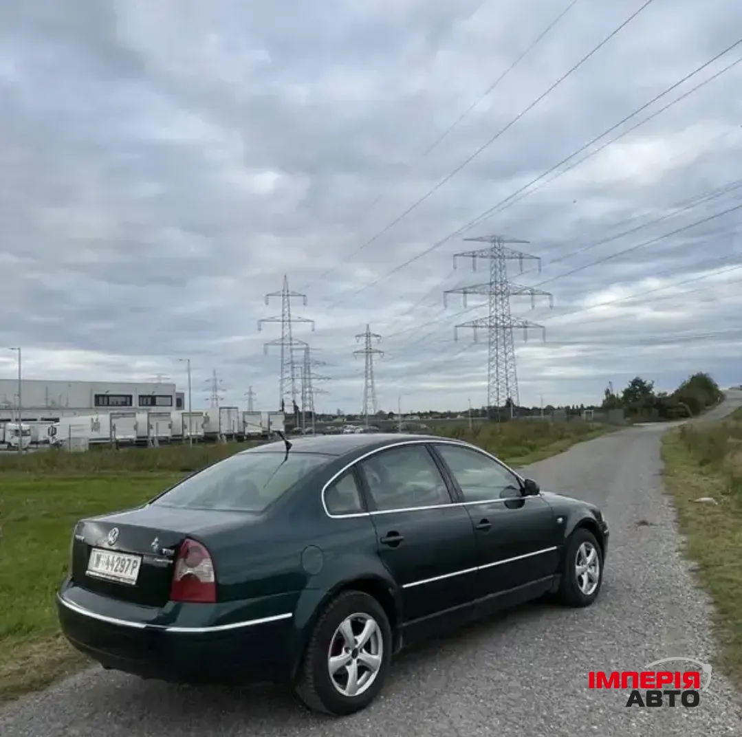 Volkswagen Passat - фото 4