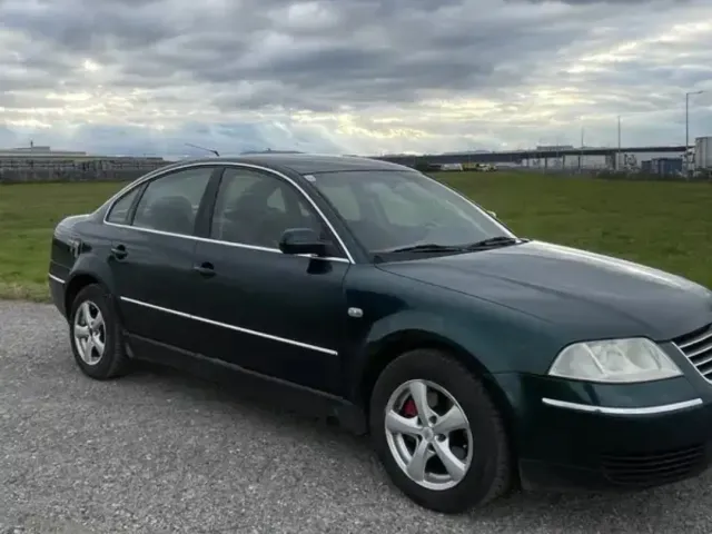 Volkswagen Passat - фото 3
