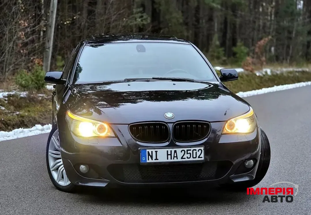 BMW 5 серії - фото 1