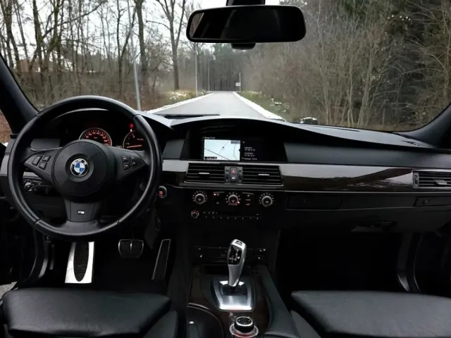 BMW 5 серії - фото 4