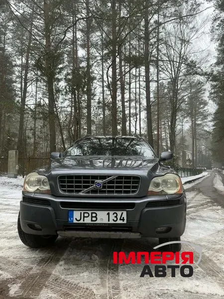 Volvo XC90 - фото 9