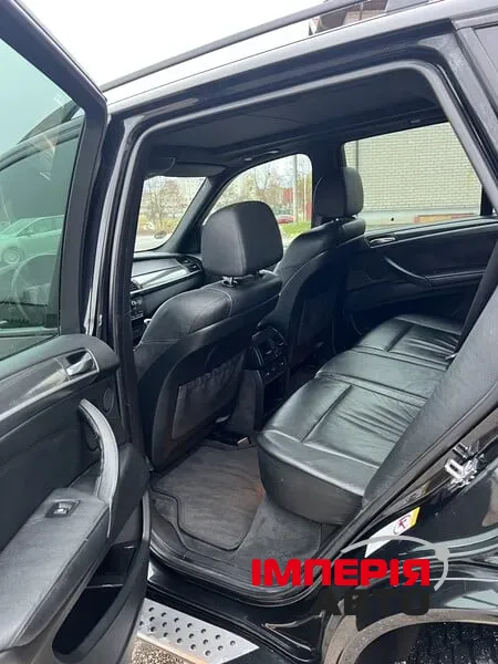 BMW X5 - фото 5