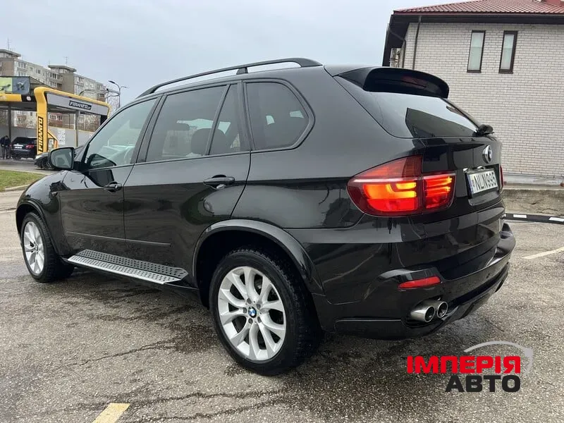 BMW X5 - фото 6