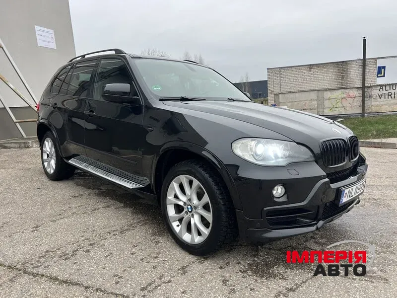 BMW X5 - фото 8
