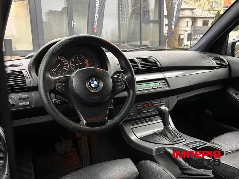 BMW X5 - фото 8