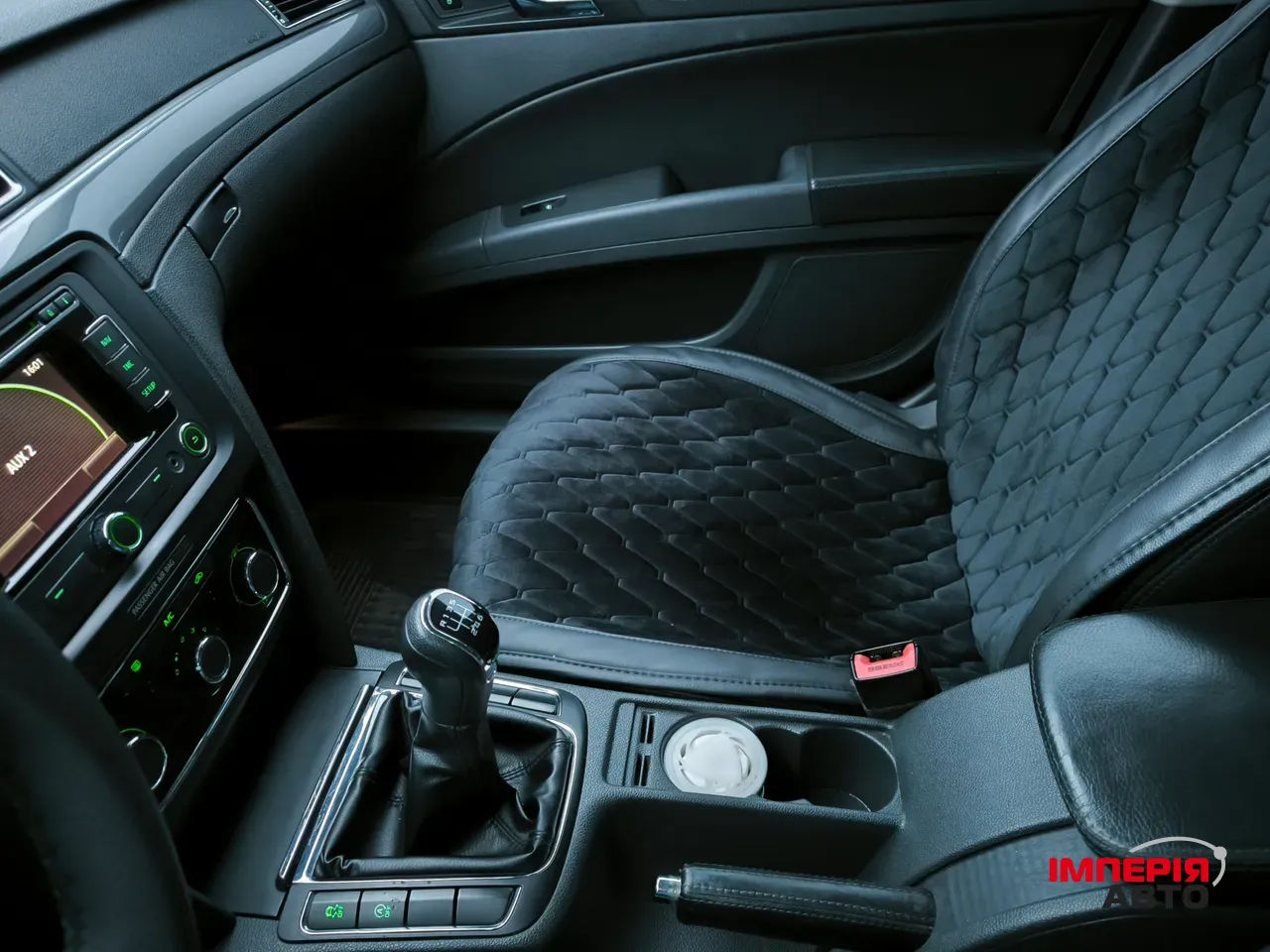 Skoda Superb - фото 8