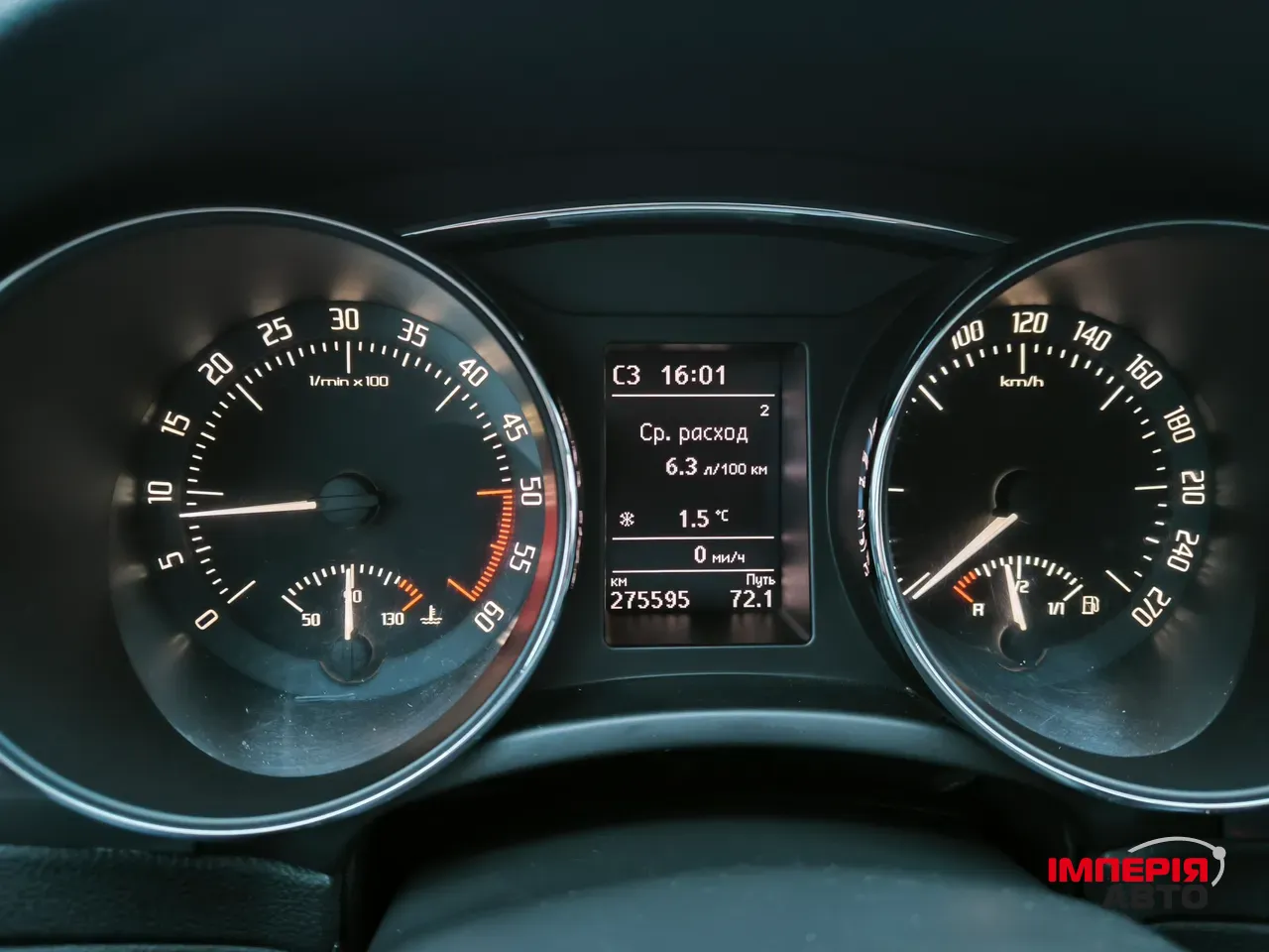 Skoda Superb - фото 7