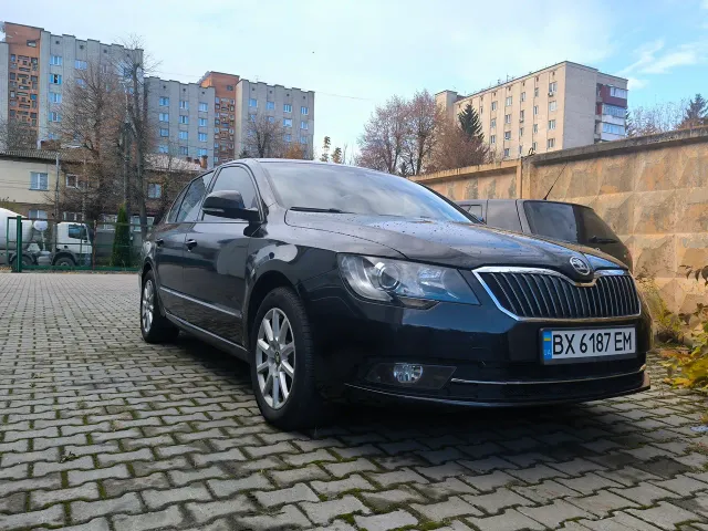 Skoda Superb - фото 3