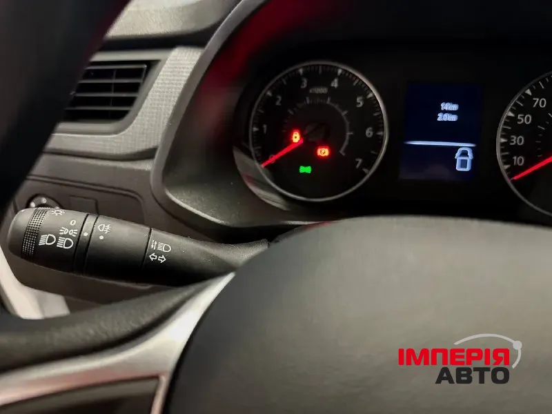 Renault Express - фото 16