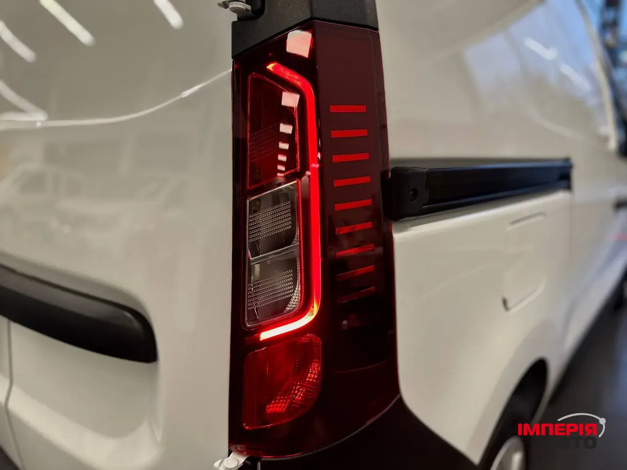 Renault Express - фото 6