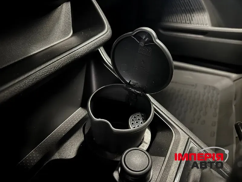 Renault Express - фото 12