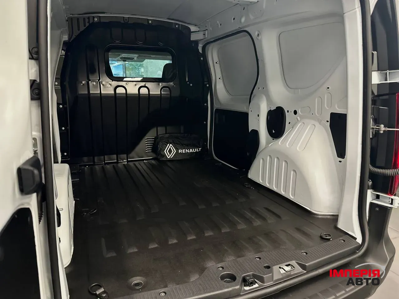 Renault Express - фото 25