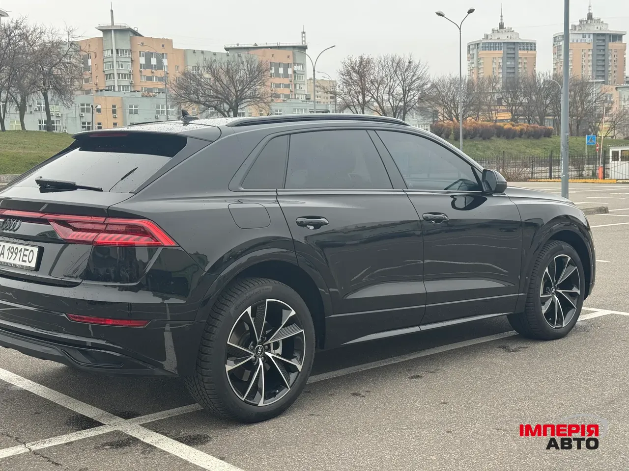 Audi Q8 - фото 3