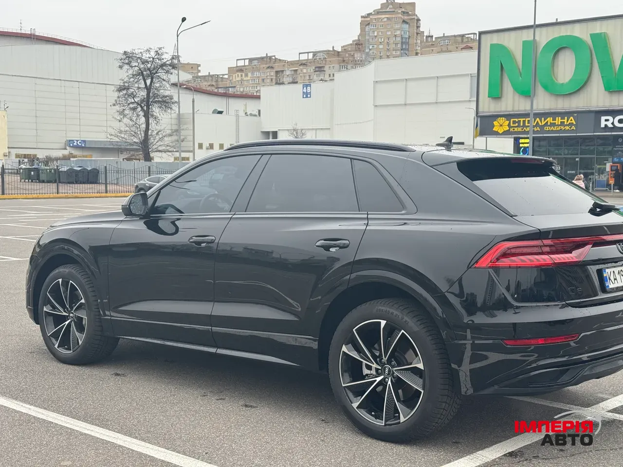 Audi Q8 - фото 13