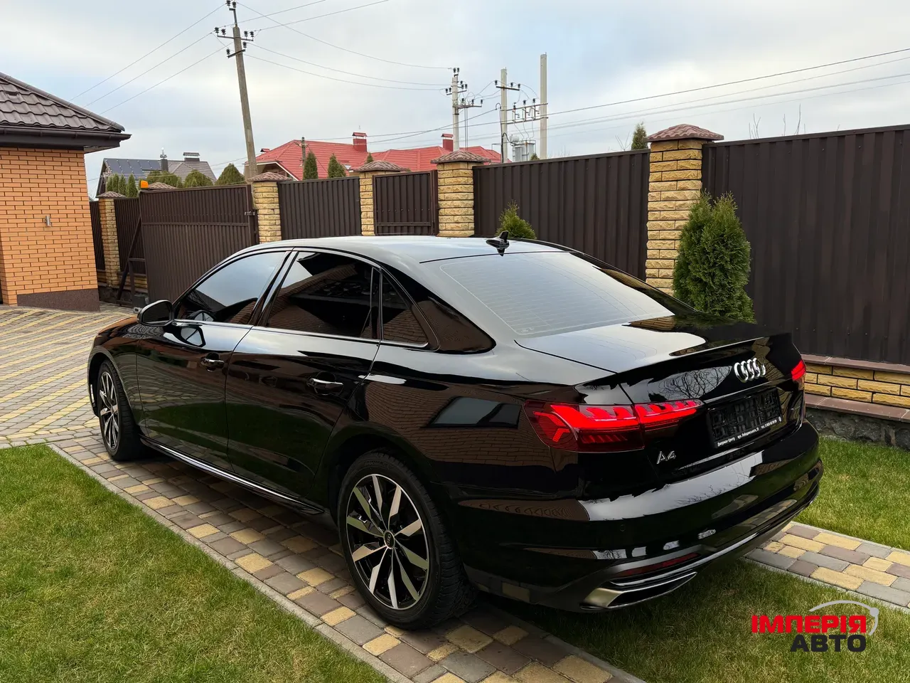 Audi A4 - фото 6