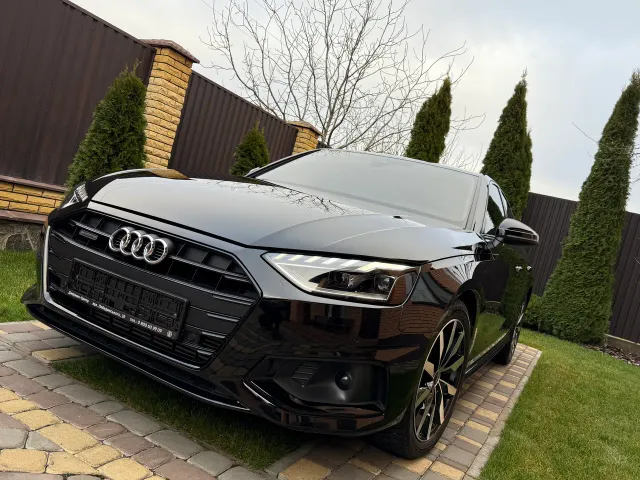 Audi A4 - фото 2
