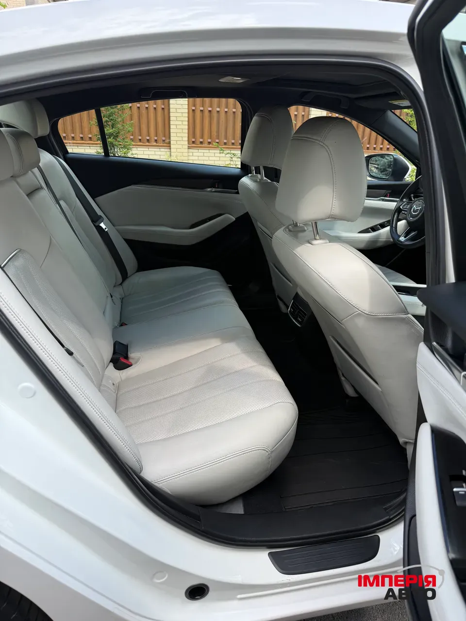 Mazda 6 - фото 12