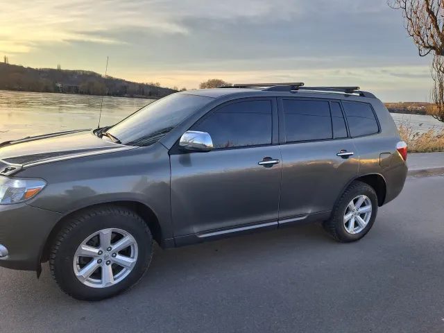 Toyota Highlander - фото 3