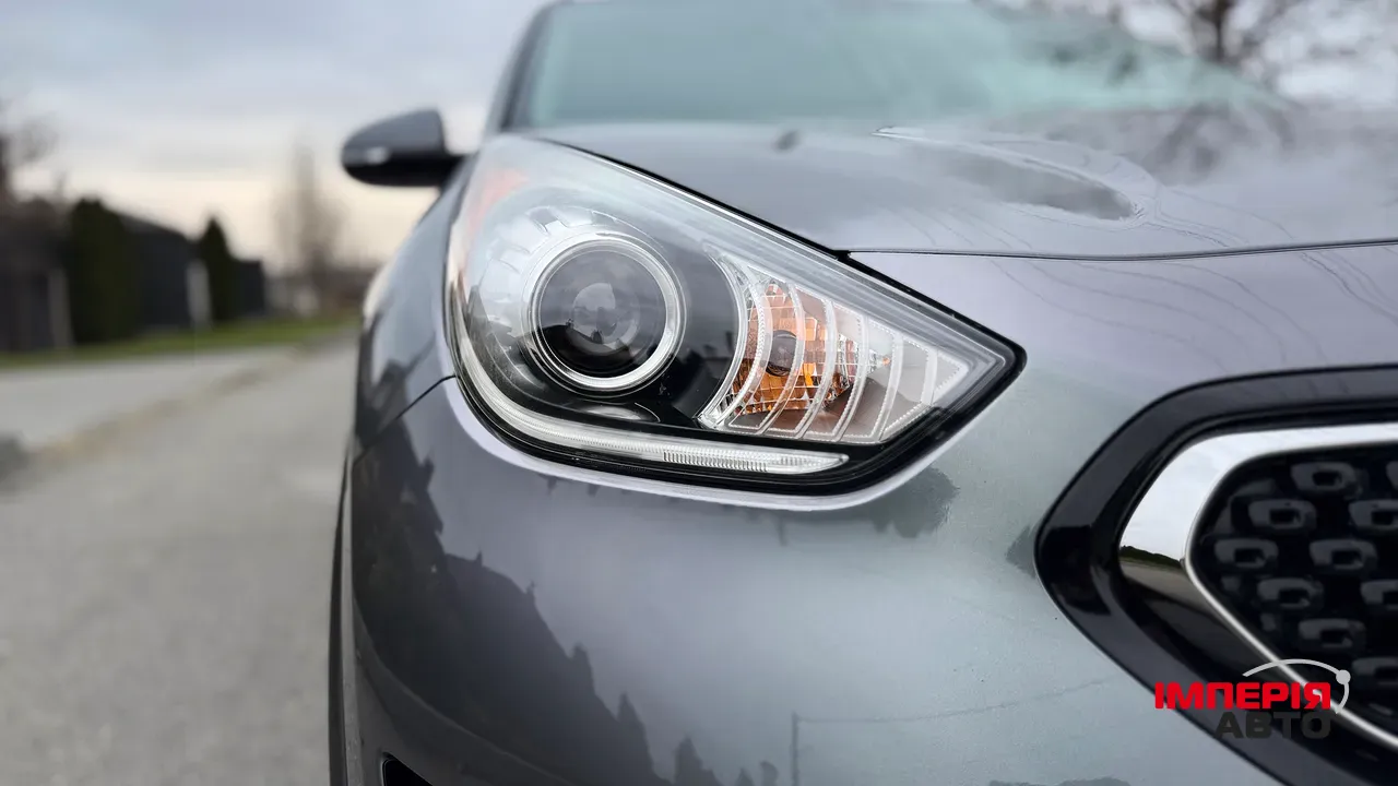 Kia Niro - фото 12