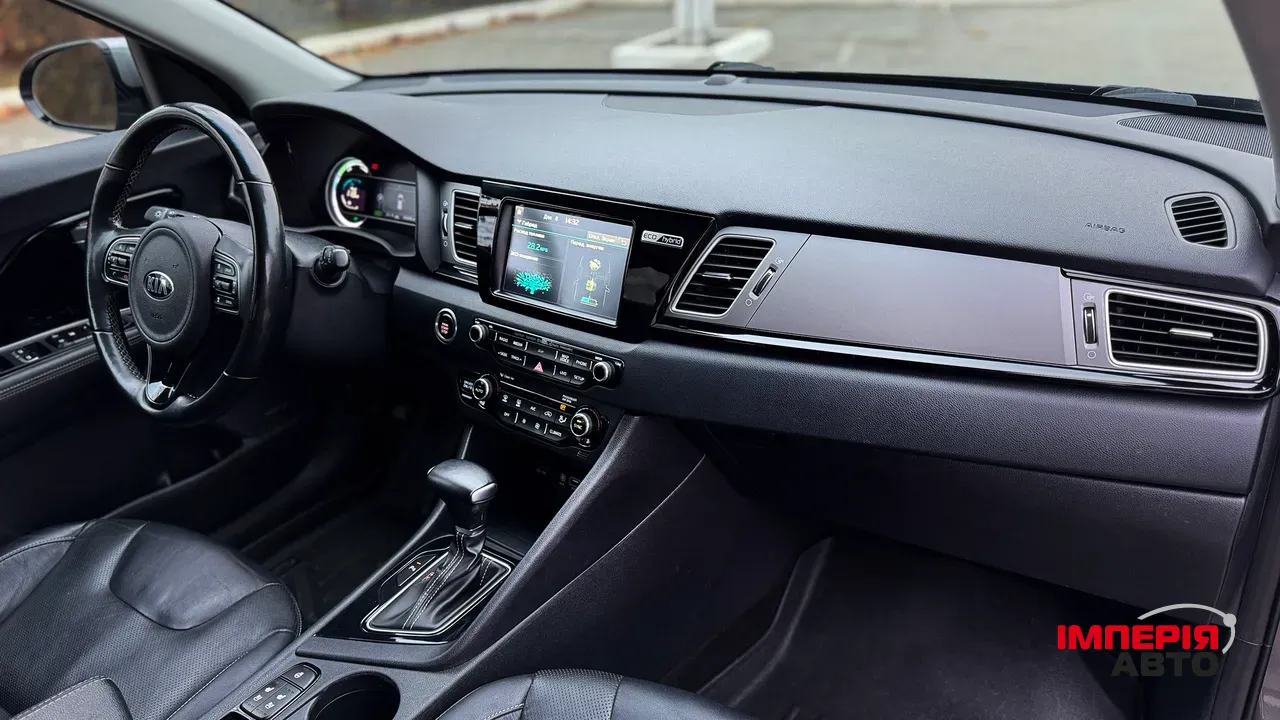 Kia Niro - фото 14