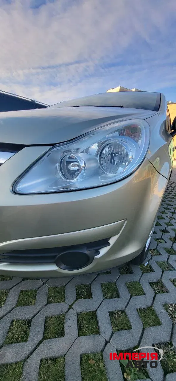 Opel Corsa - фото 8