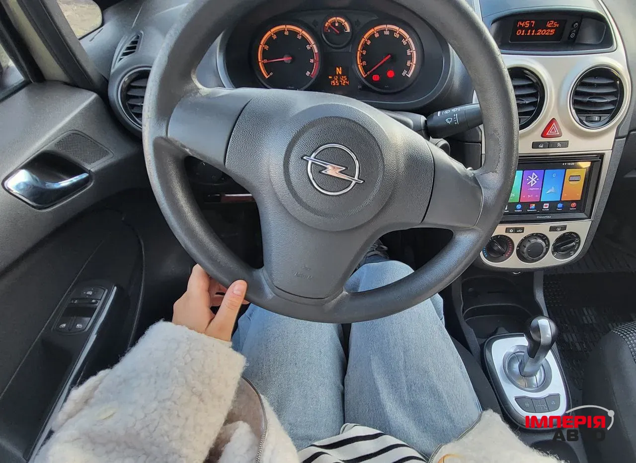 Opel Corsa - фото 2