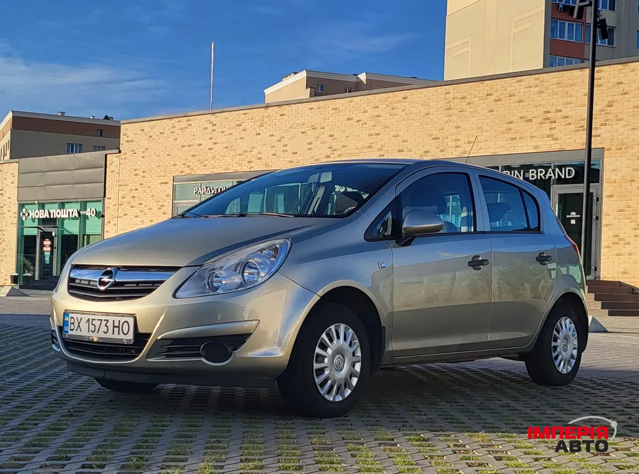 Opel Corsa - фото 1