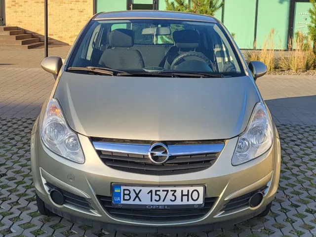 Opel Corsa - фото 3