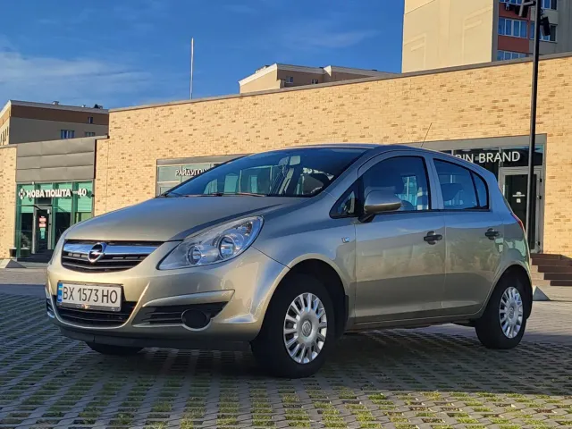 Opel Corsa - фото 1