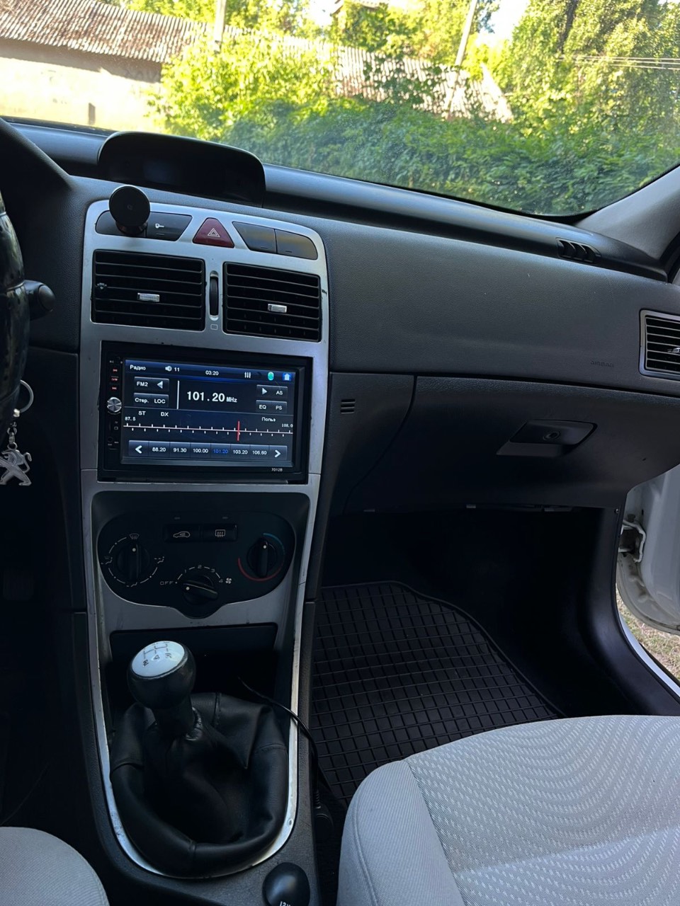 Peugeot 307 - фото 14