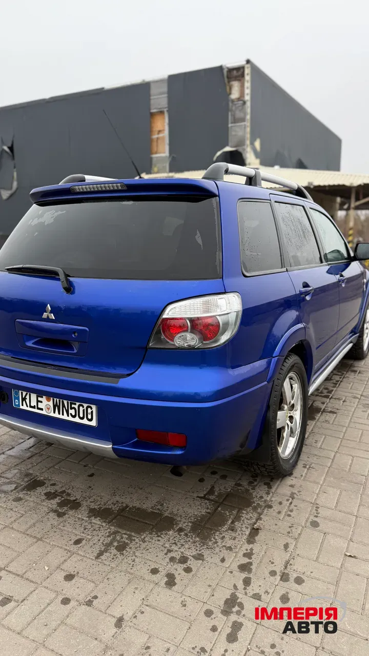 Mitsubishi Outlander - фото 17