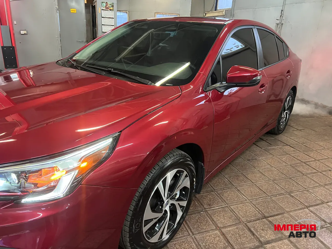 Subaru Legacy - фото 2