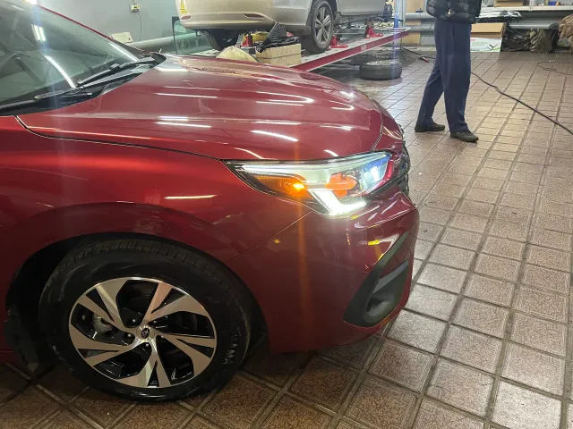 Subaru Legacy - фото 3