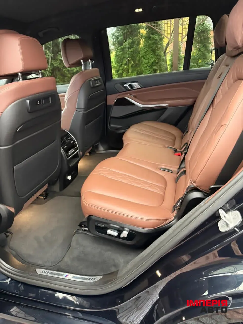 BMW X7 - фото 19